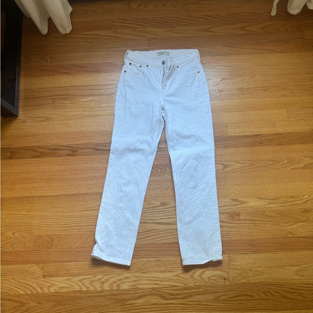 Abercrombie and Fitch 90s Straight White Jeans size 25